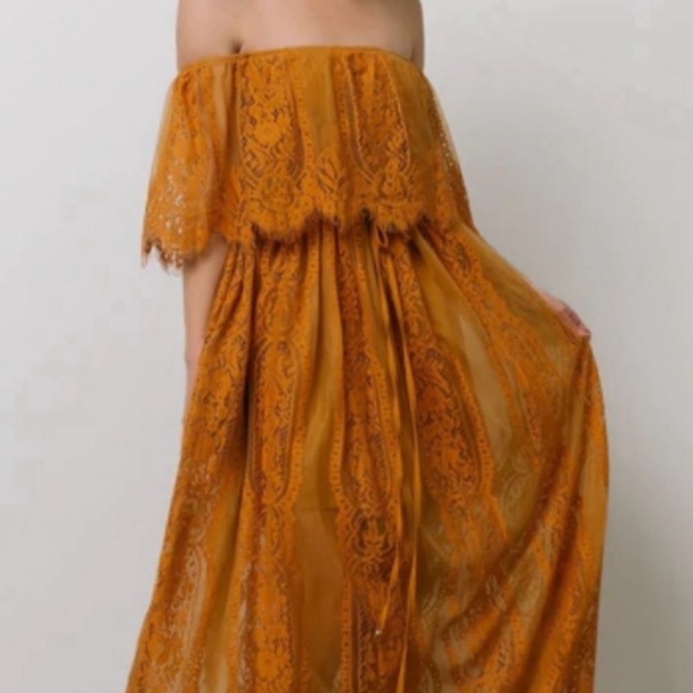 Saffron/mustard lace maxi dress, size large, NWT